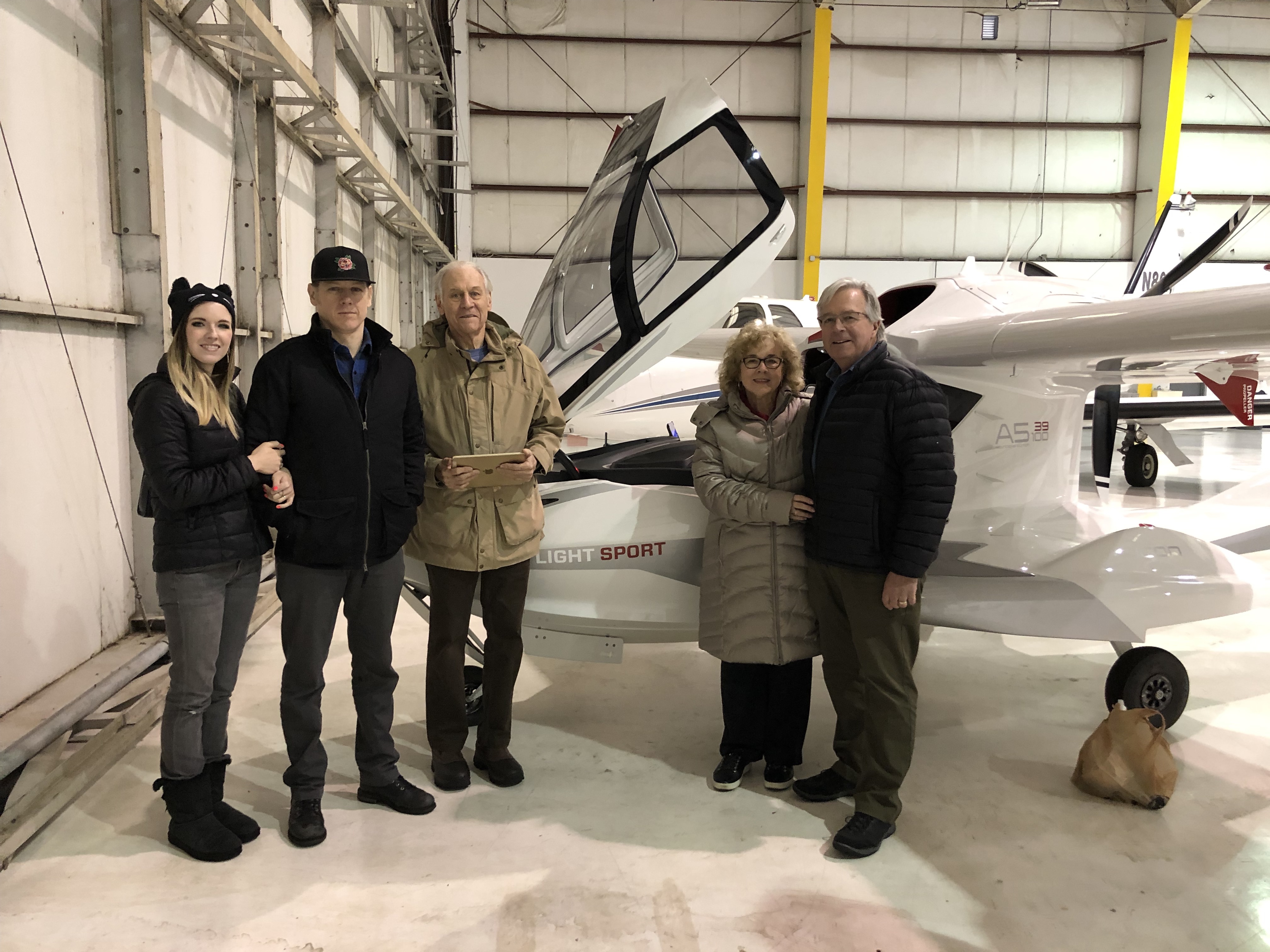 NLPhC8f2SUWB0e7qjIdT2w